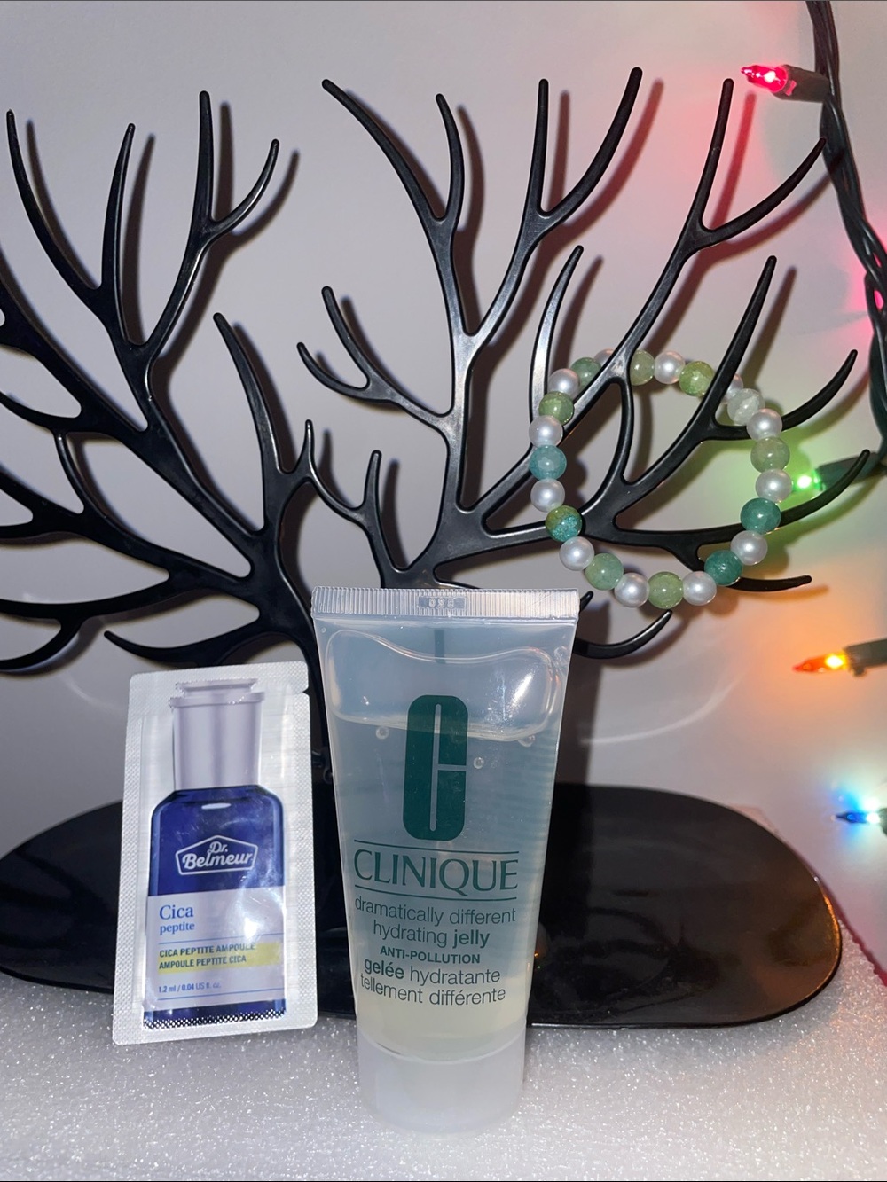 3-Pc Skincare & Accessory Bundle: Clinique Hydrating Jelly + Cica + Bracelet
